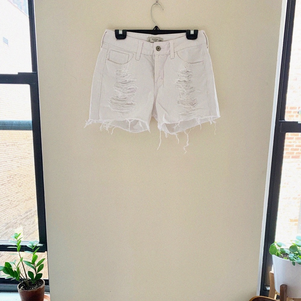 Abercrombie boyfriend short